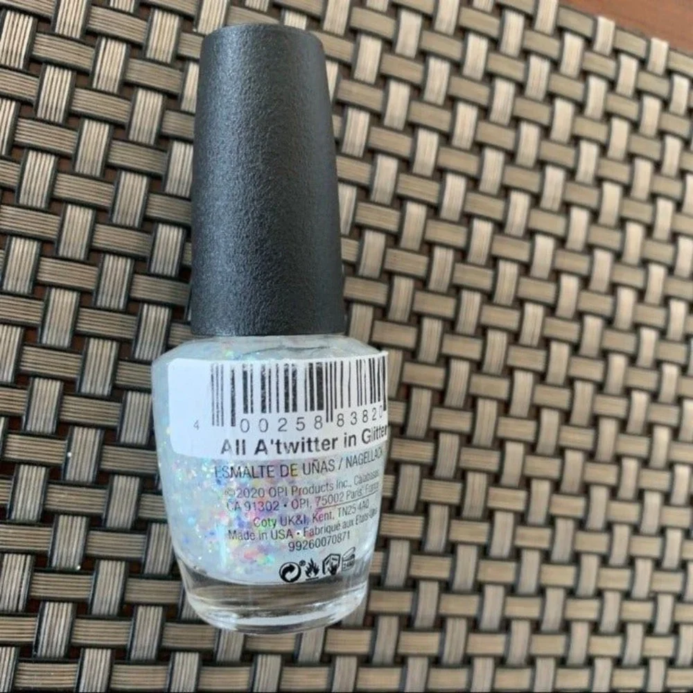 OPI Nail Lacquer - All A'twitter in Glitter - Shine Bright - Holiday 2020